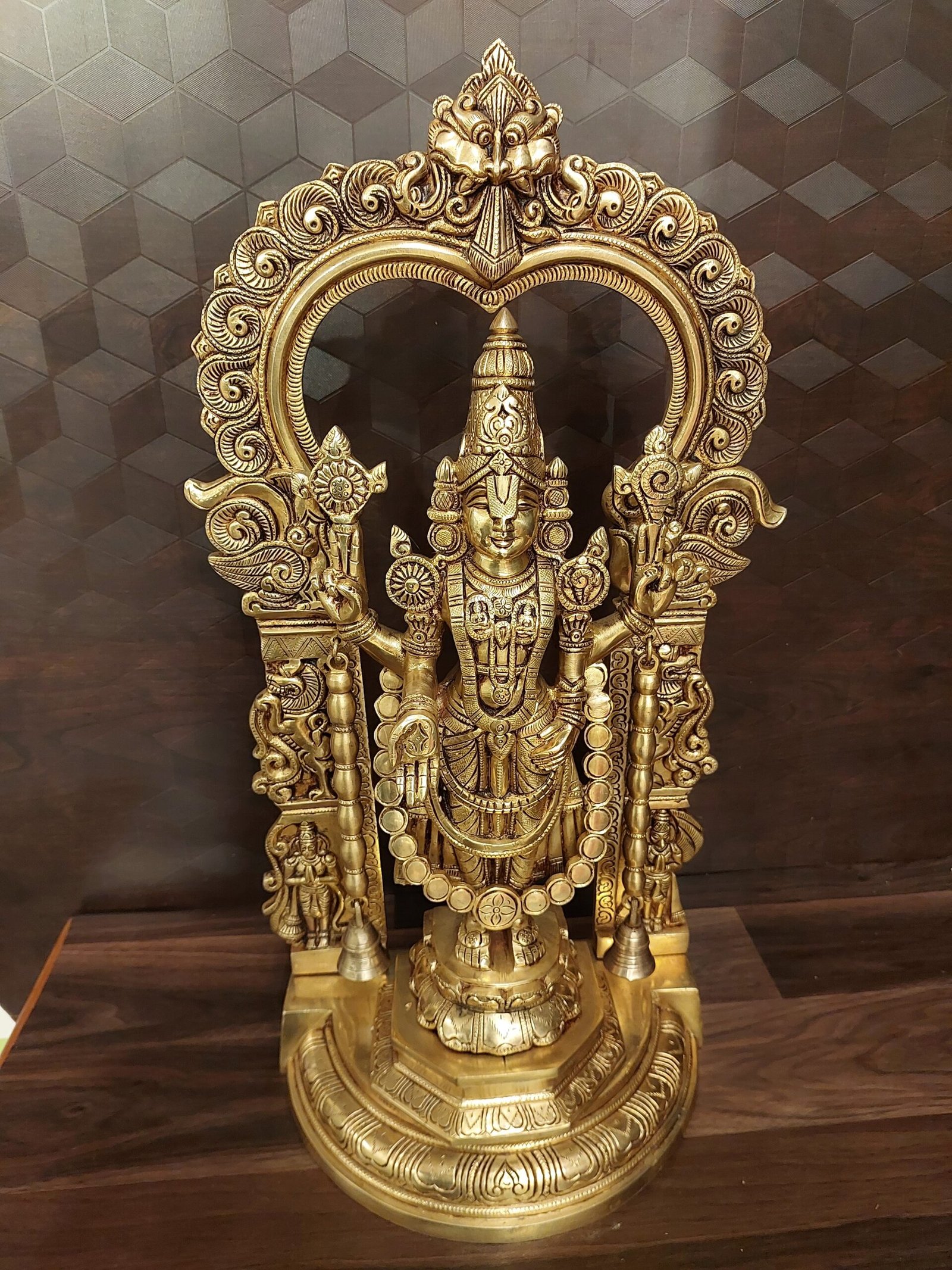 brass-balaji-with-lakshmi-idol-pooja-gift-home-decor-vgocart-coimbatore-india2 Brass Big Perumal With Arch Statue- 22" - Image 1