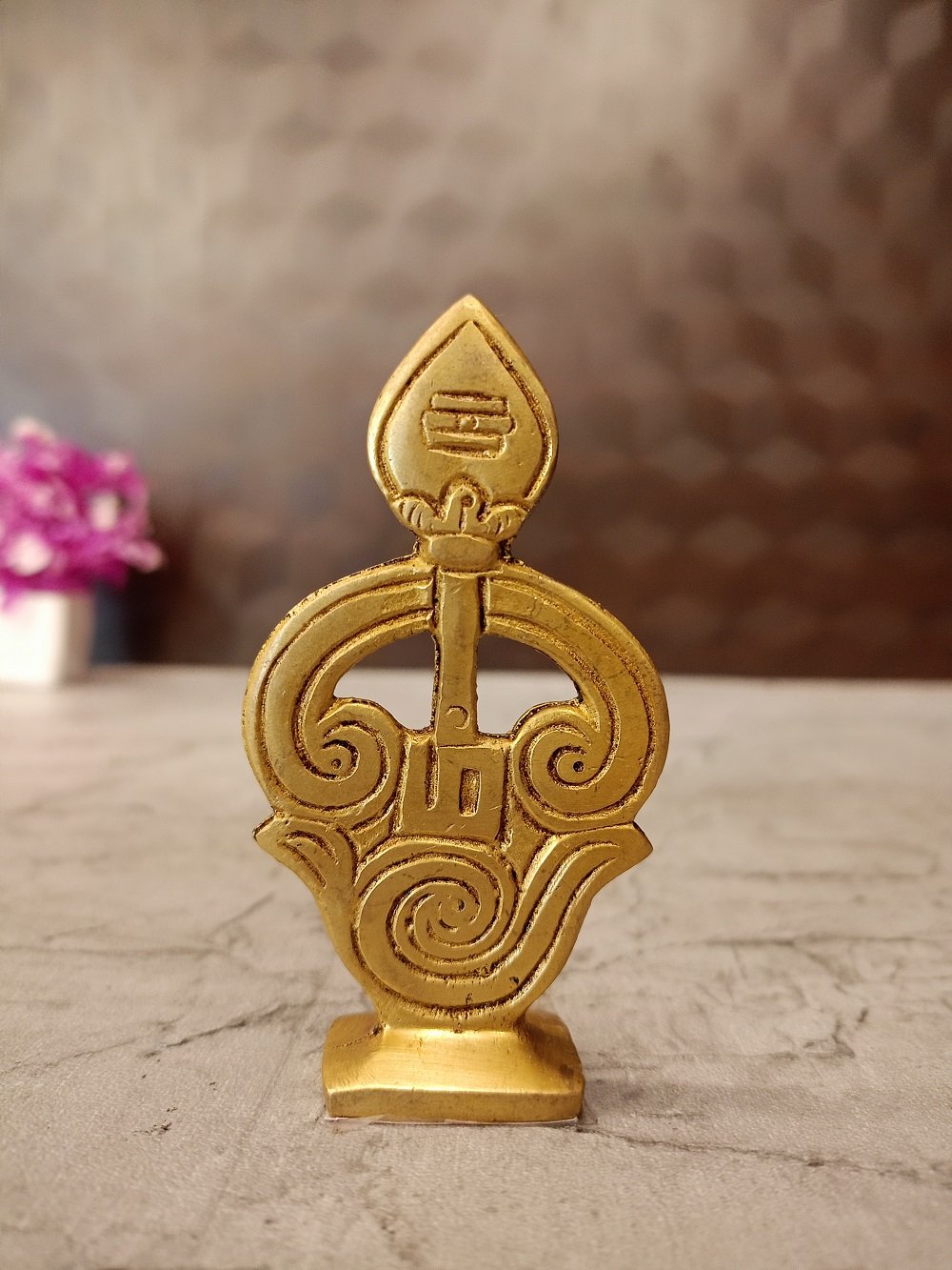brass-om-vel-pooja-gift-vgocart-coimbatore-india Buy Brass Om Vel 4.5" - Image 1