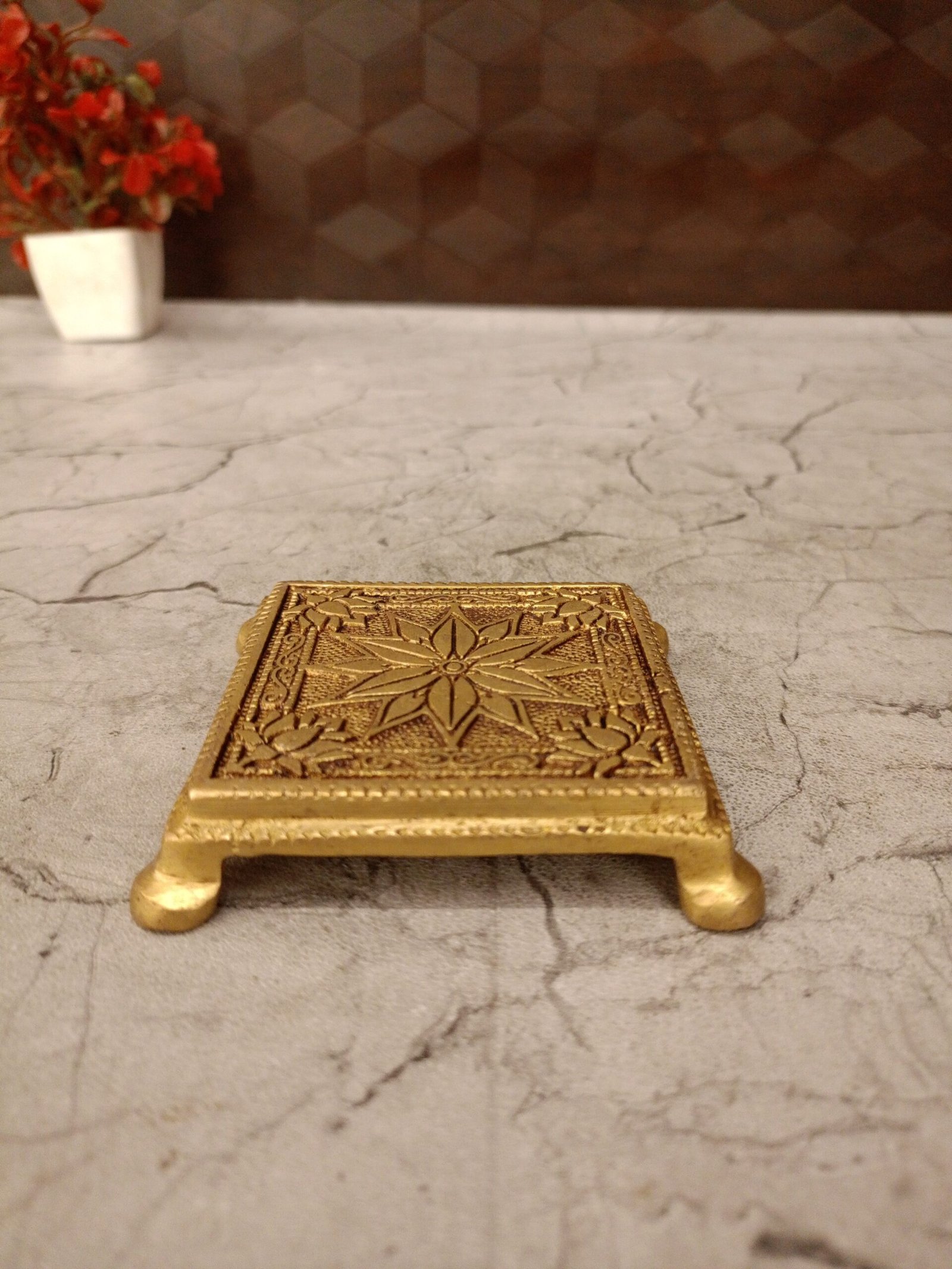 oplus_32 Buy Brass Square Shape Chowki Stand 1" For Home decor , Pooja - Image 1