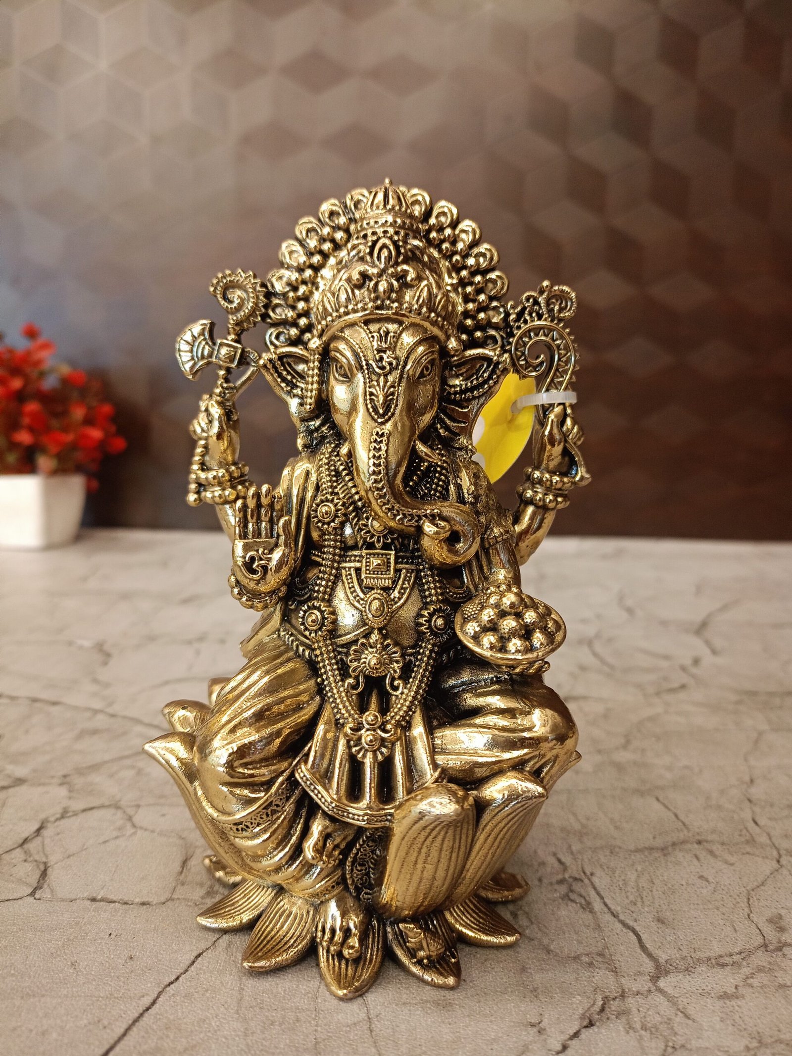 oplus_32 Buy Brass Fine Art Ganesha Sitting On Lotus Statue For Pooja 6" - Image 1