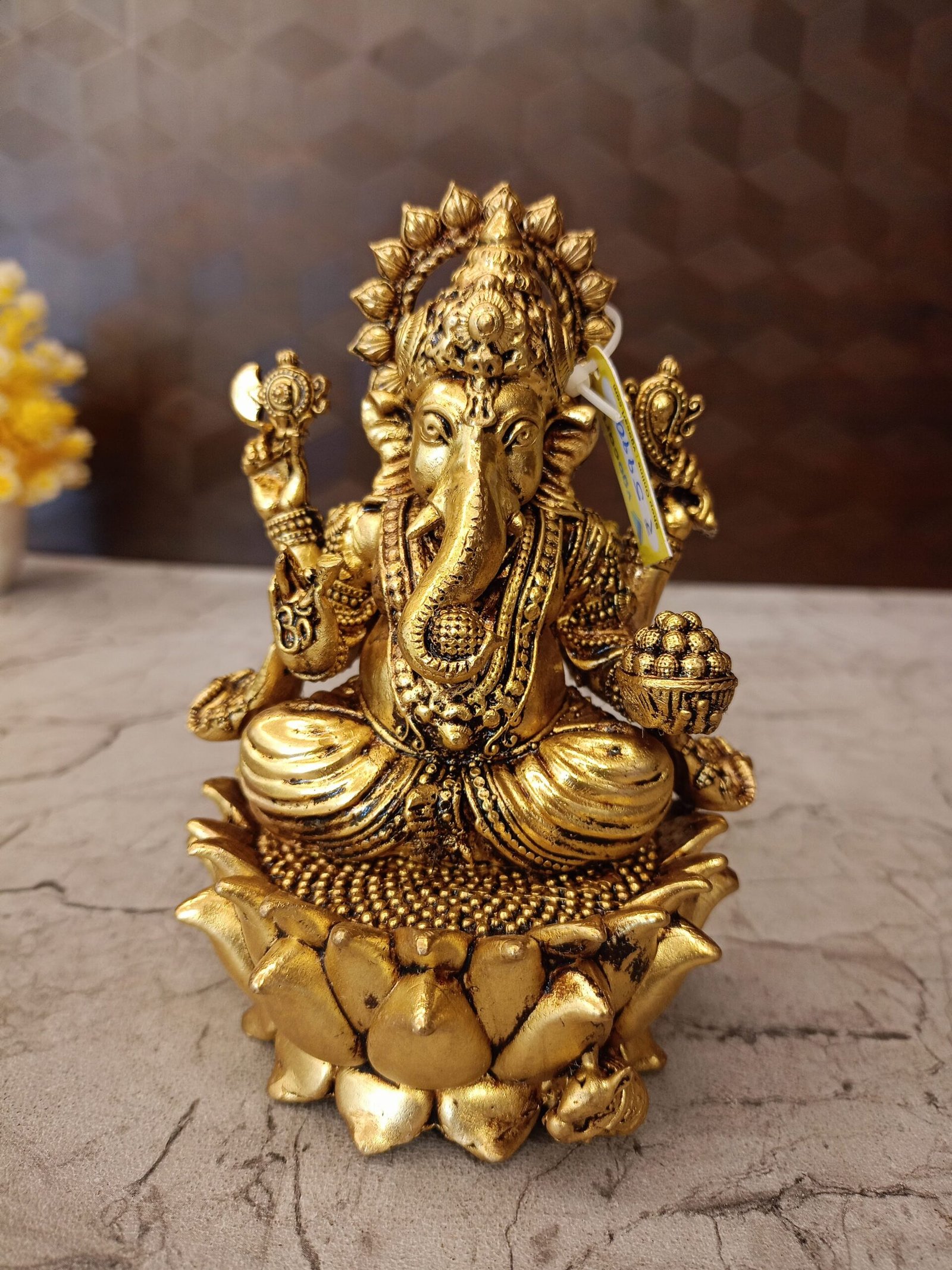 oplus_32 Buy Brass Fine Art Lotus Base Ganesha Statue For Pooja 6" - Image 1