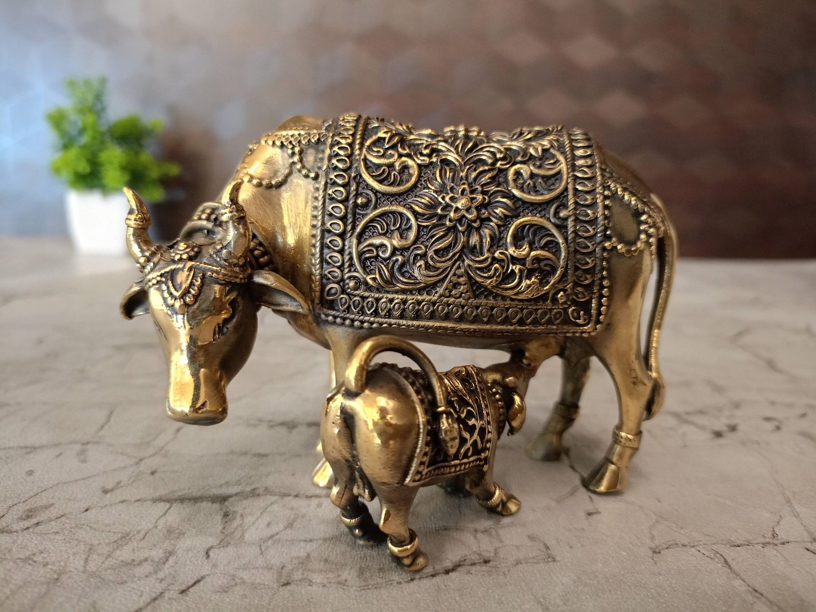 oplus_0 Buy Brass Fine Art Cow And Calf For Pooja, Black Antique Finish 3" - Image 1