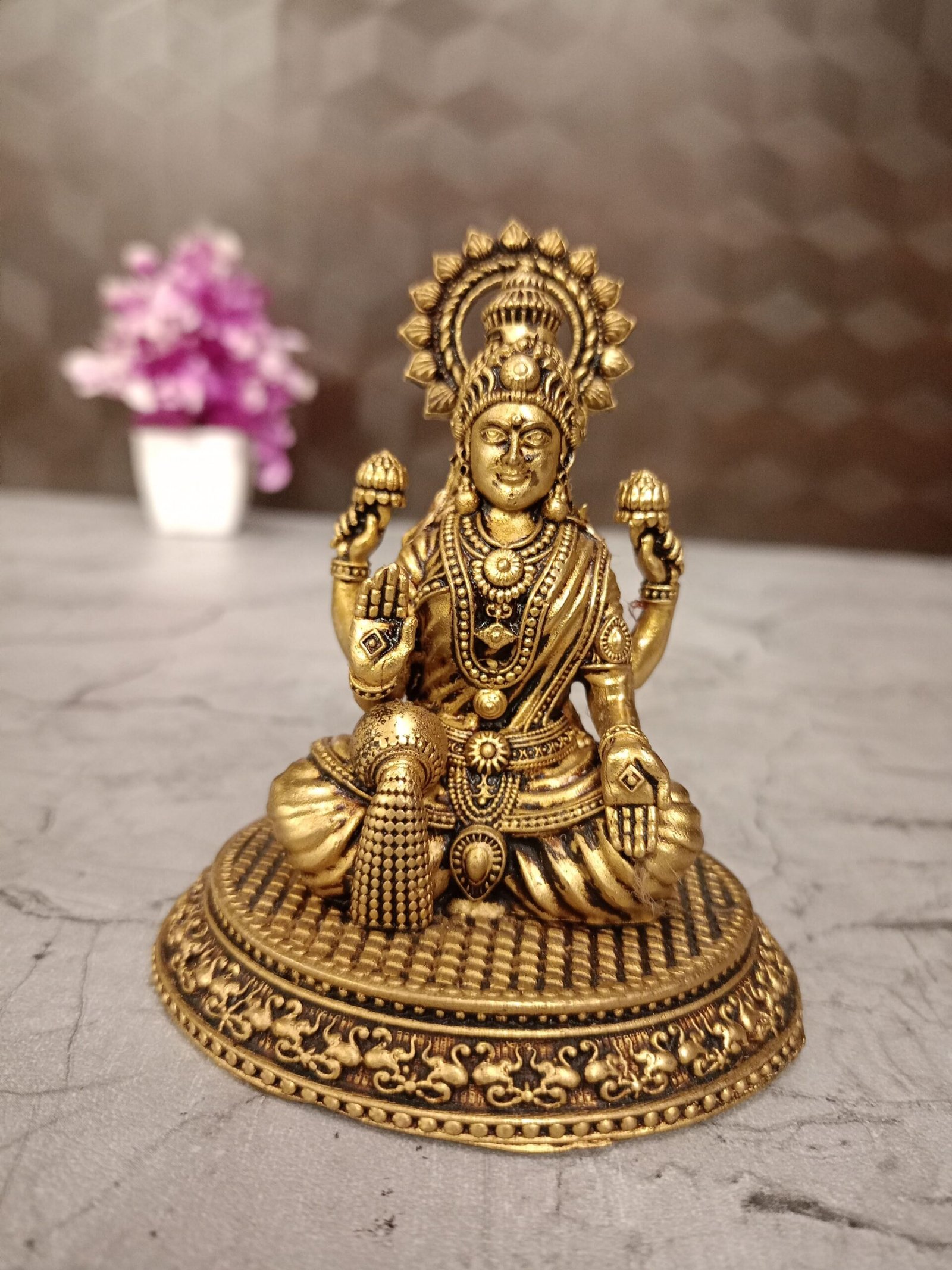 oplus_32 Buy Brass Fine Art Lakshmi Statue For Pooja 4" - Image 1