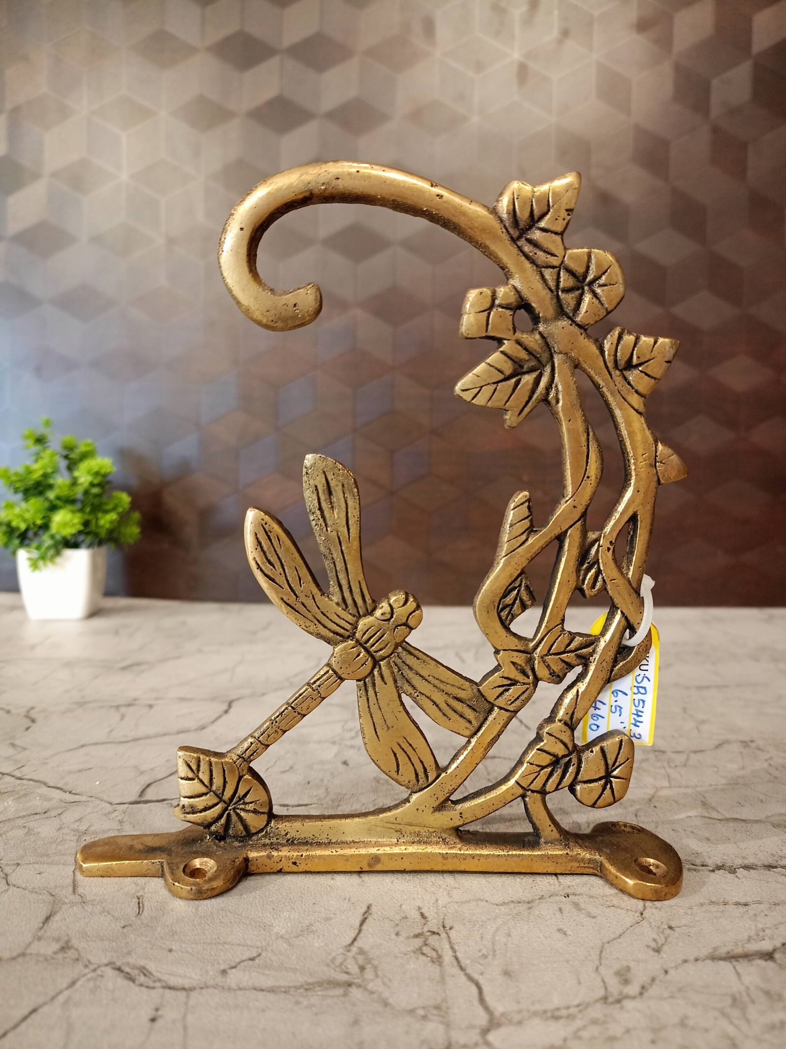 oplus_32 Brass Dragon Fly Bracket 6.5" - Image 1