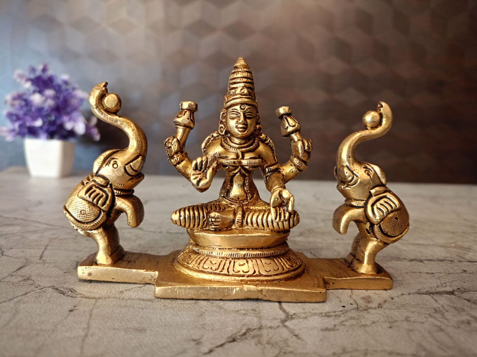 oplus_0 Brass Gajalakshmi Statue 3.5" - Image 1