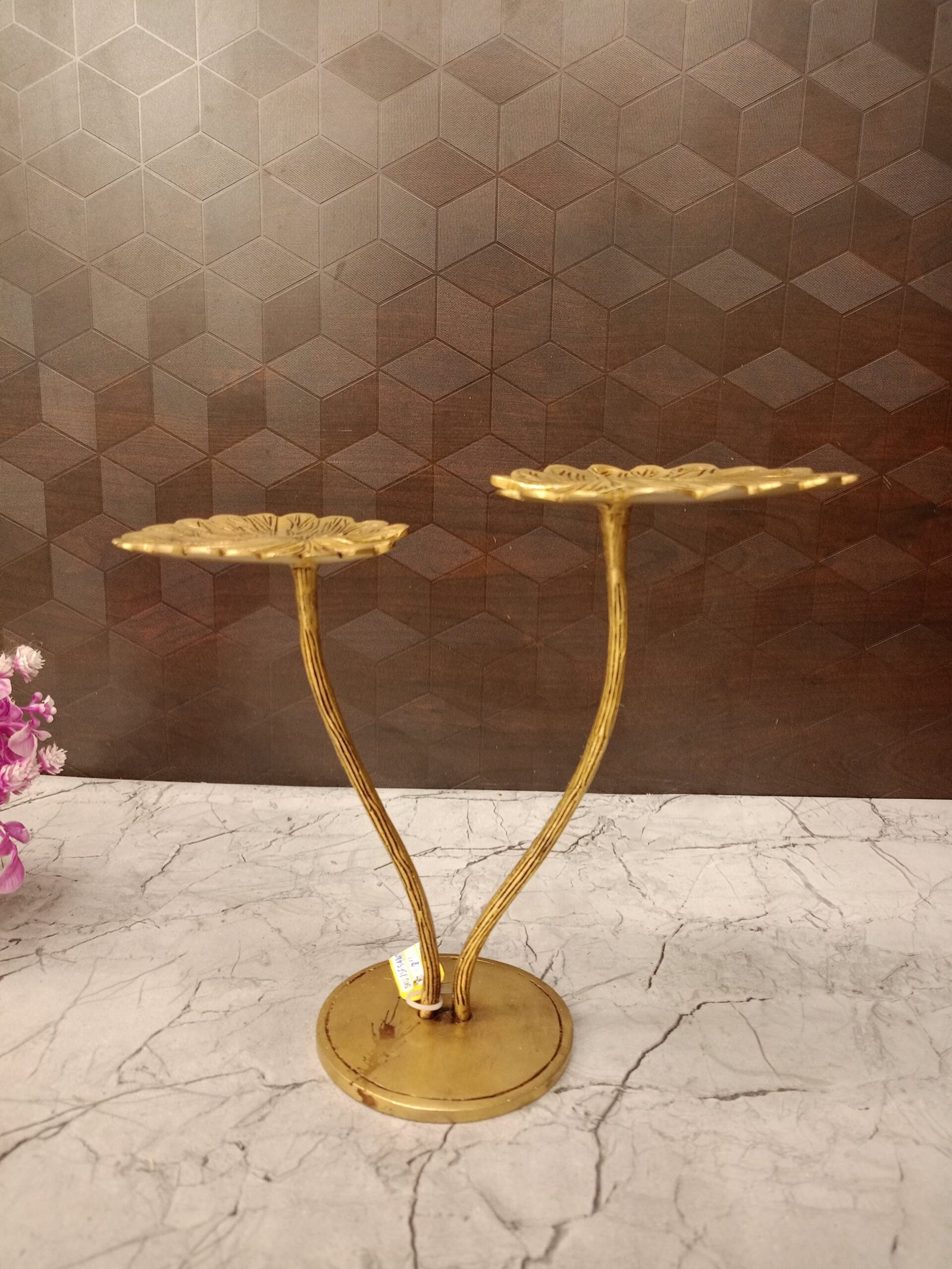 oplus_32 Brass Lotus Leaf Home Decor 8" - Image 1