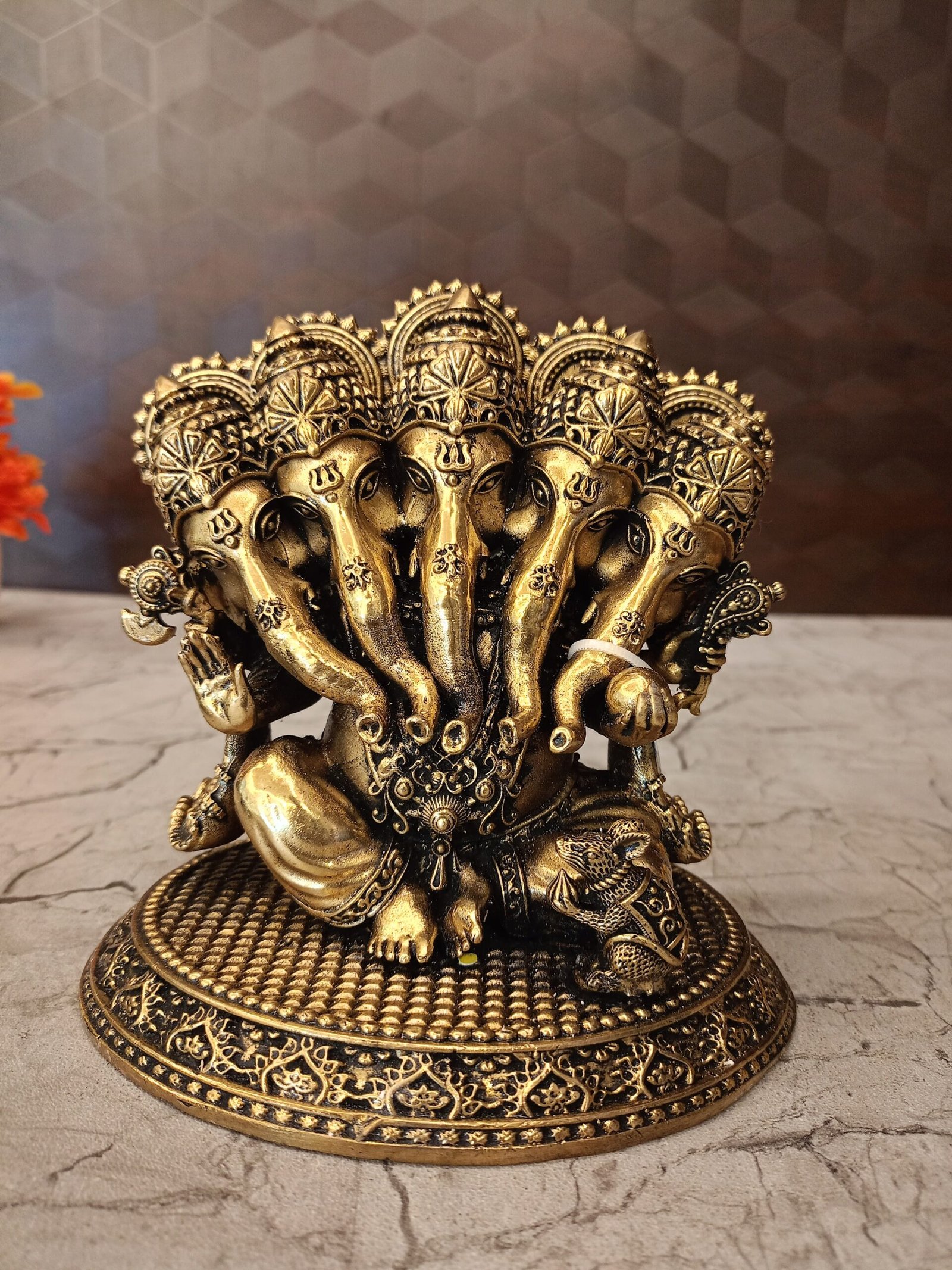 oplus_32 Brass Fine Art Panjamuga Ganesha Statue 5" - Image 1