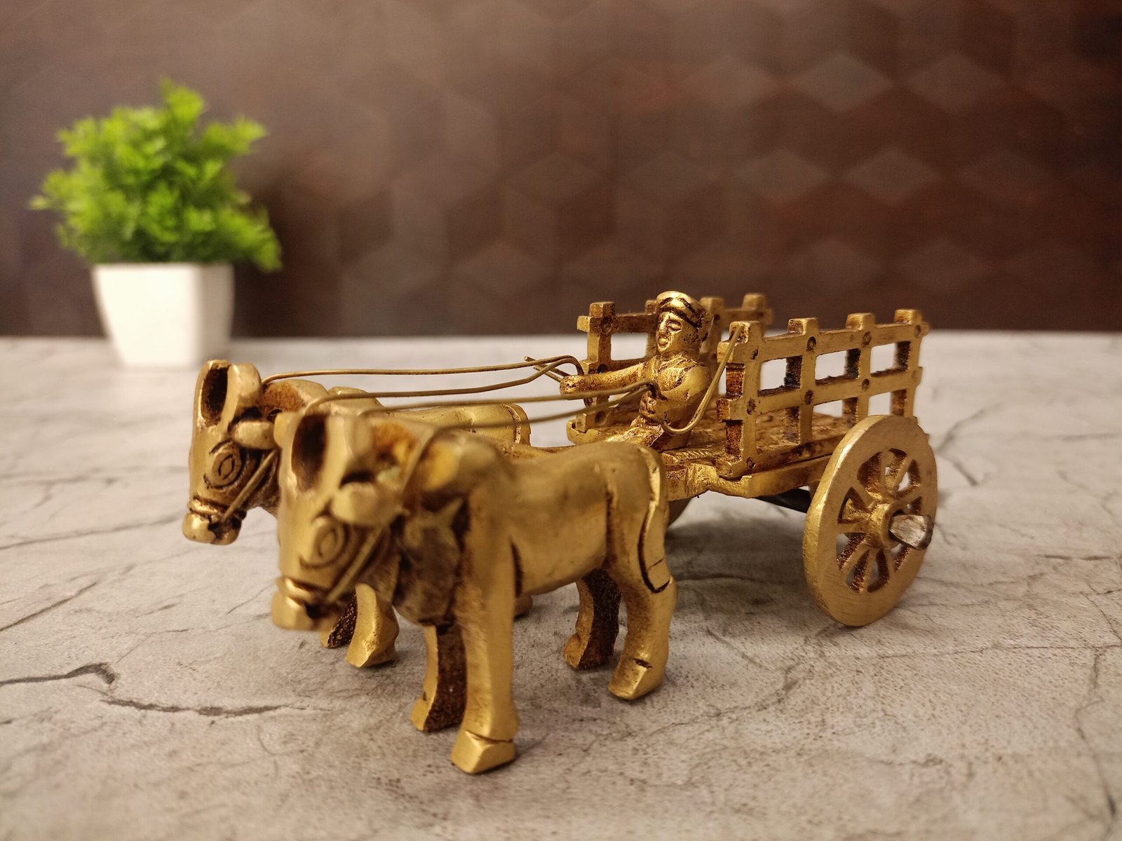 oplus_0 Brass Open Type Bullockcart Statue For Gift And Home Decor 2" - Image 1