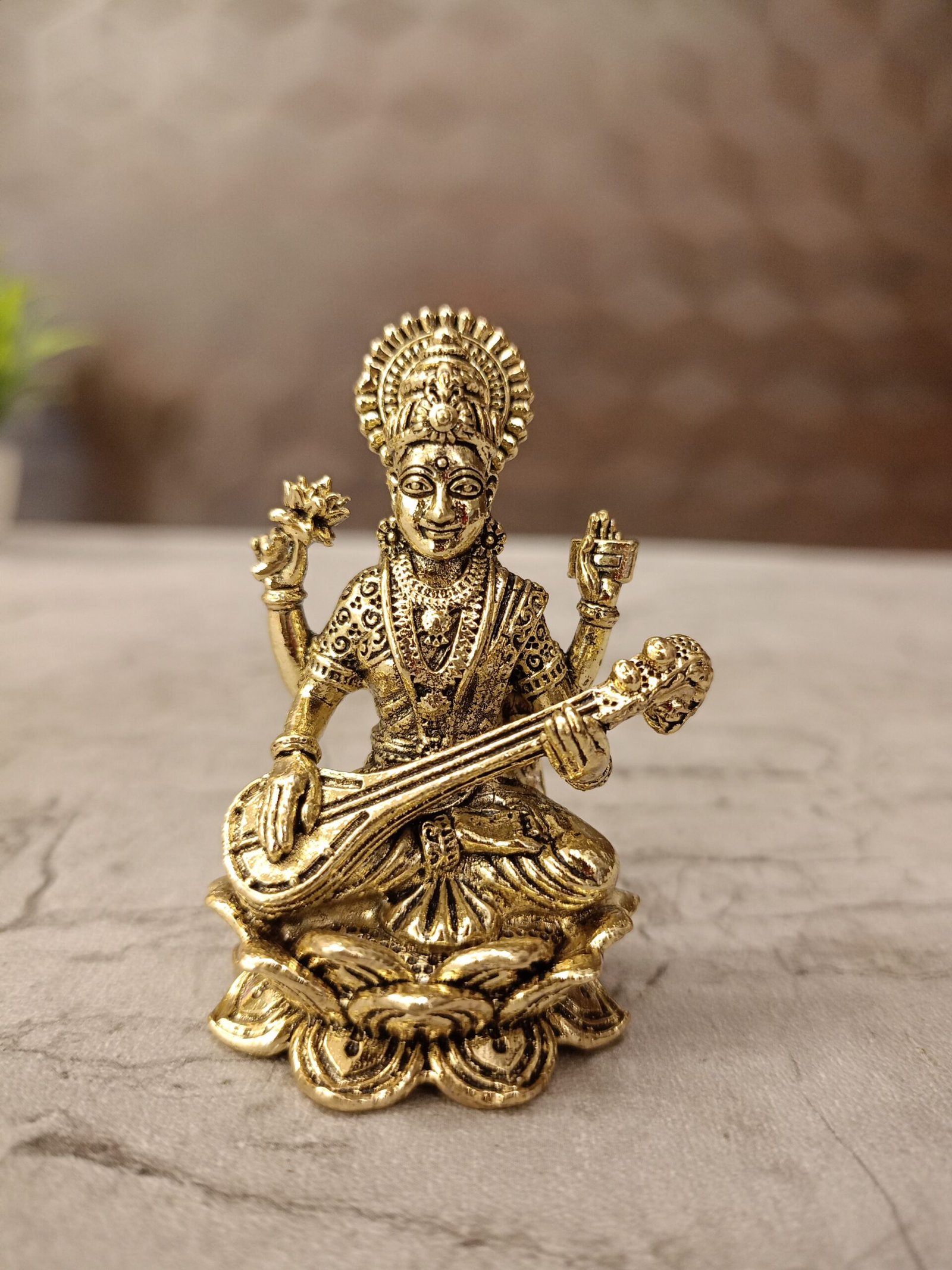 buy-brass-fine-art-saraswathi-idol-antique-showroom-best-price-coimbatore Brass Fine art Saraswathi Idol 2.5" - Image 1