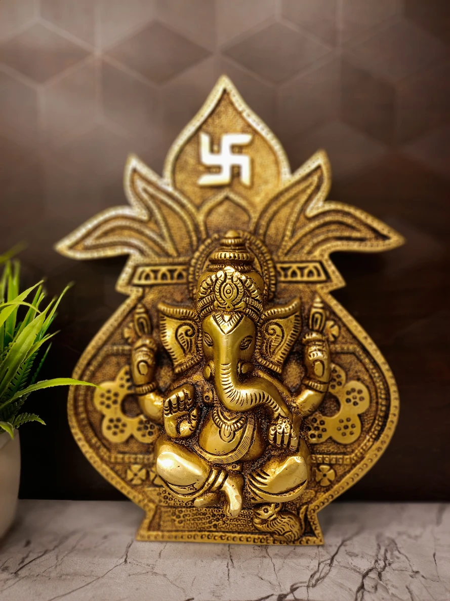 brass-ganesha-with-kalasam-wall-mount-pooja-gift-vgocart-coimbatore-india Brass Ganesha Wall Mount With Kumbam 9.5'' - Image 1