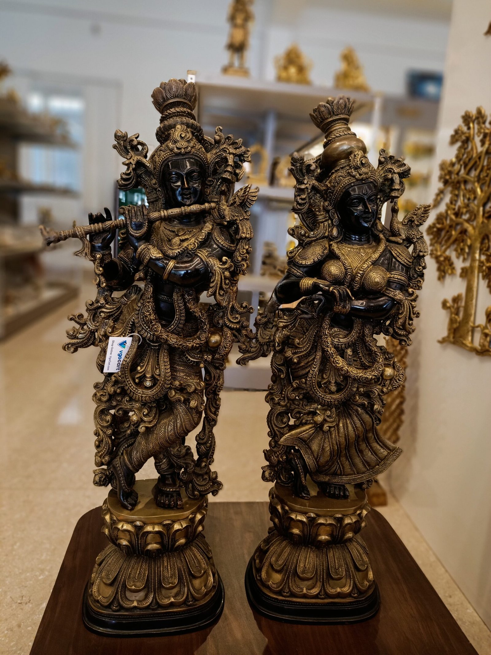 oplus_1072 Brass Radha Krishna Statue 29″ - Image 1